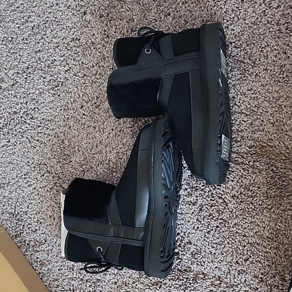 UGG black short classic boot leopard lining bow in back-5 - Picture 7 of 13